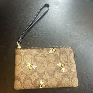 Coach bee wristlet wallet